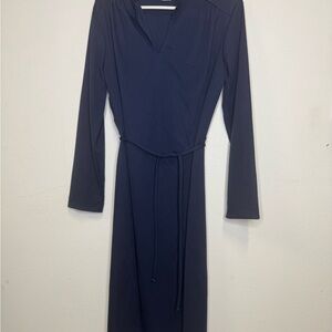Elegant Navy Long Sleeve Dress